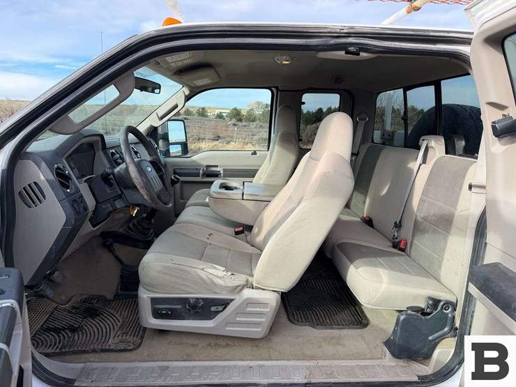 2008-ford-f350-image-33