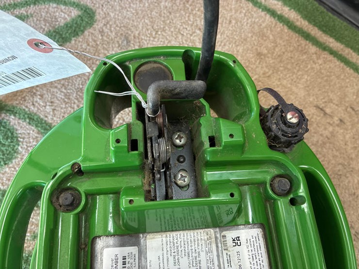 john-deere-7000-image-7