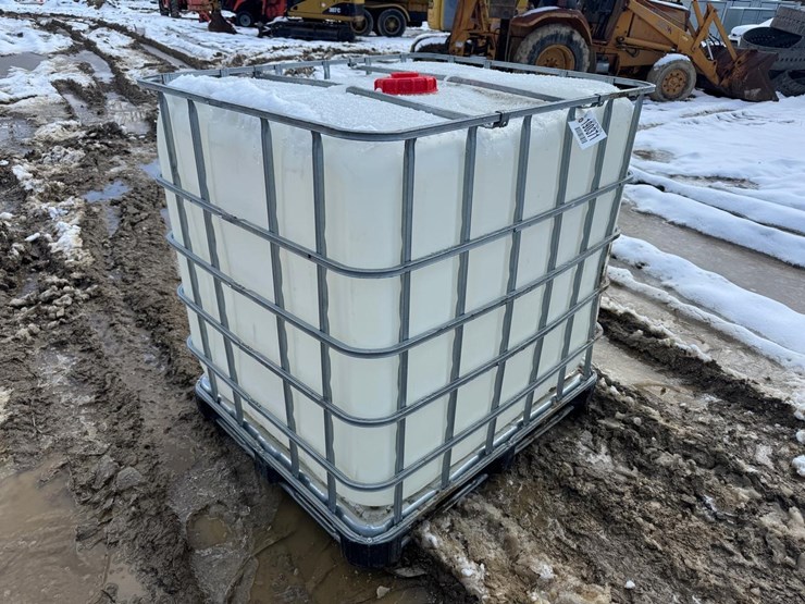 water-tank-tote-image-3