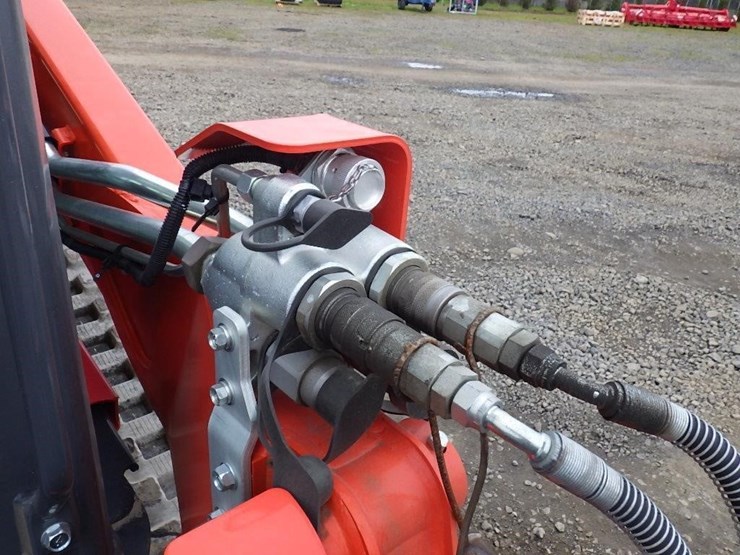 2024-kubota-svl75-3-image-15