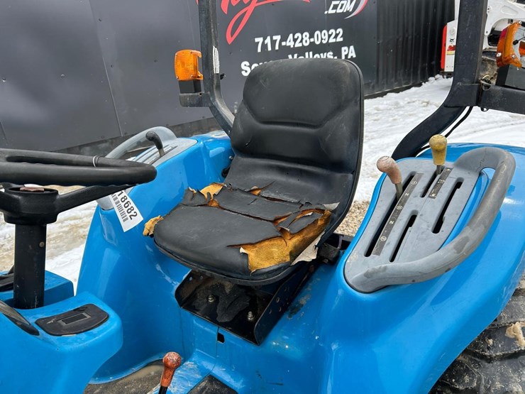 new-holland-1725-image-19