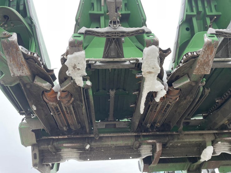 2012-john-deere-608c-image-23