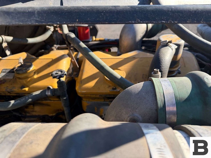 1986-freightliner-flc112-image-42