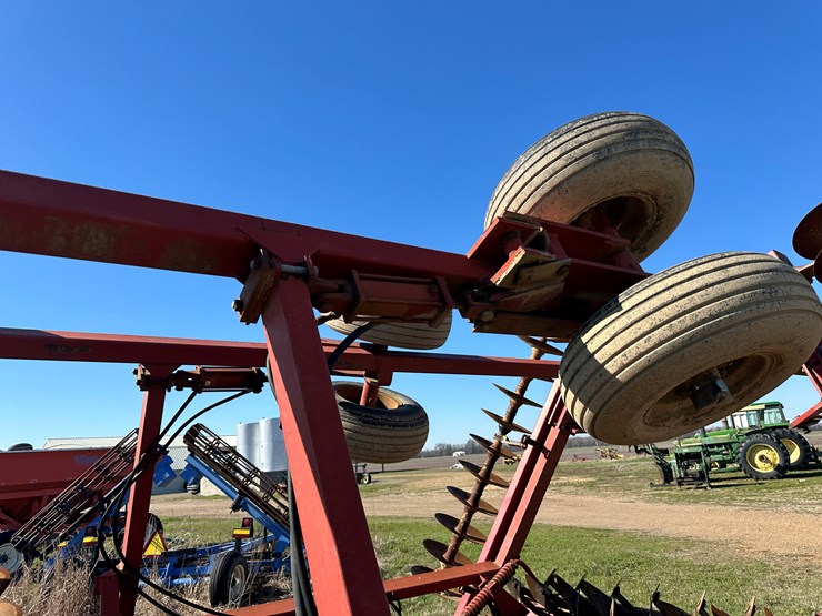 case-ih-3900-image-50