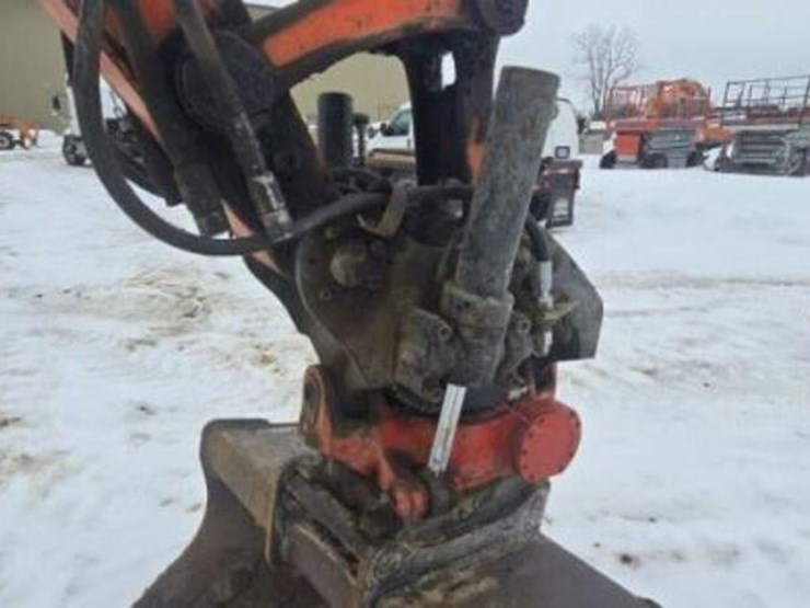 2017-kubota-kx080-4-image-29