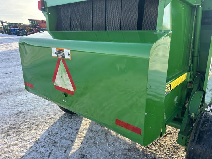 1999-john-deere-566-image-32