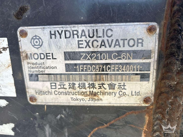 2015-hitachi-zx210-lc-image-5