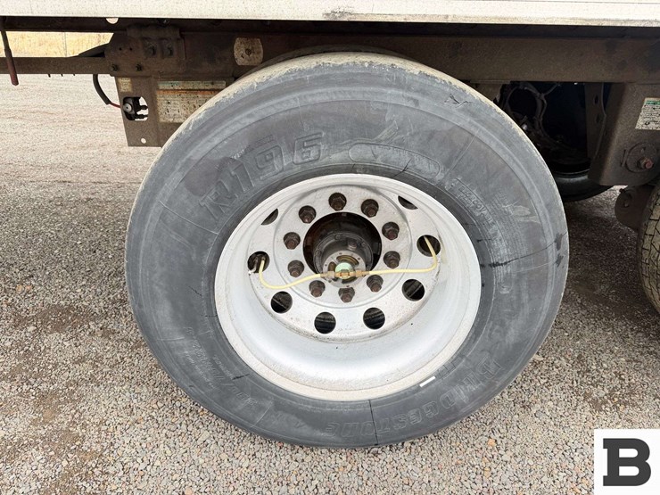 2014-utility-vs3ra-53'-van-trailer-image-18