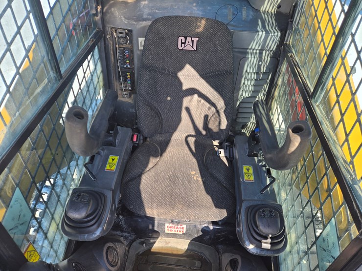 caterpillar-279d-image-44