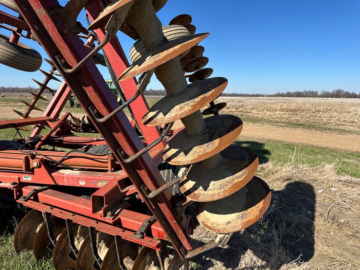 case-ih-3900-image-15