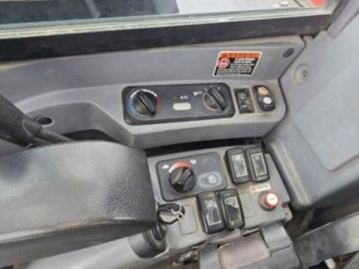 2017-kubota-kx080-4-image-21