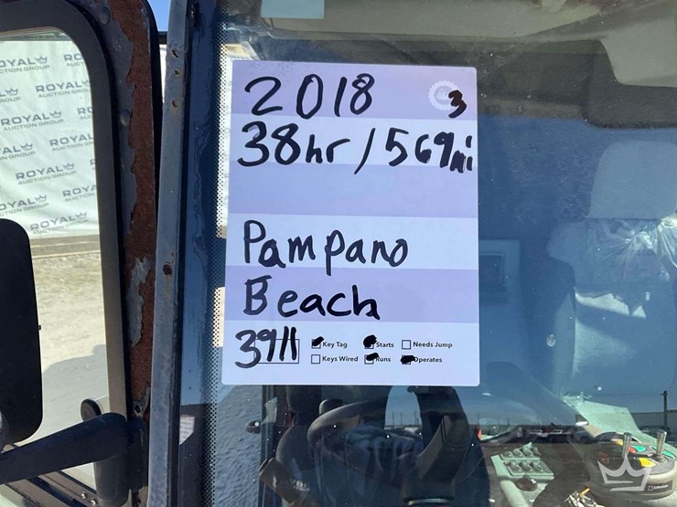 2018-johnston-c201-compact-street-sweeper-image-30