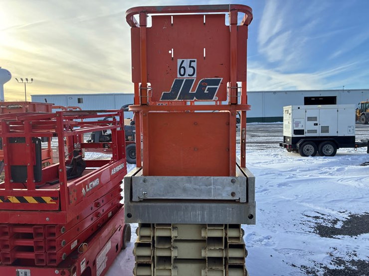 2007-jlg-2630es-image-14