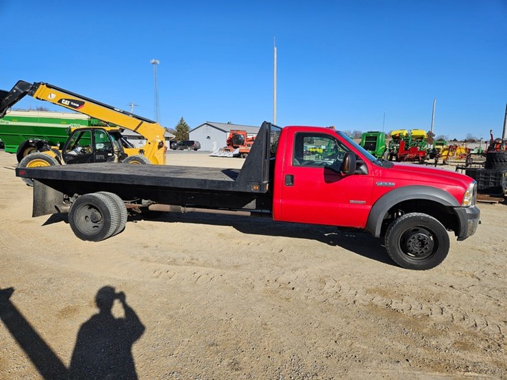 2005-ford-f550-image-6