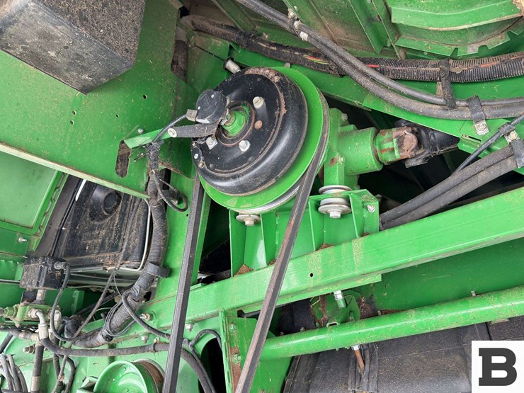 2004-john-deere-9660-sts-image-36