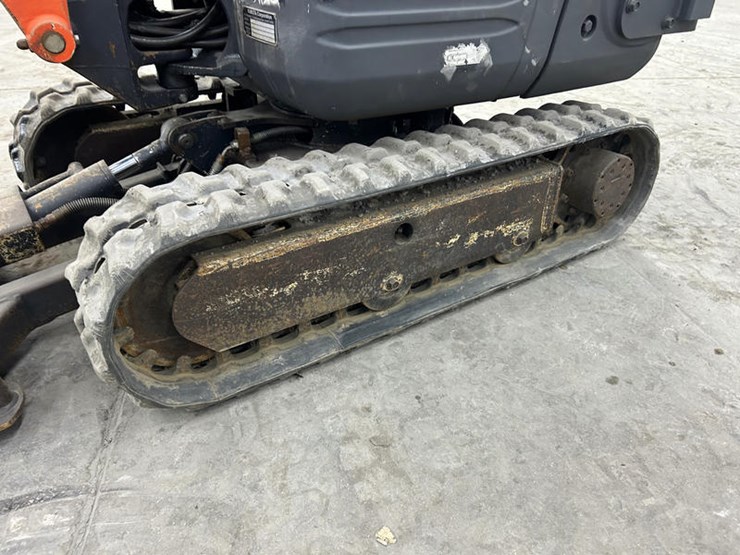 2016-kubota-k008-3-image-12