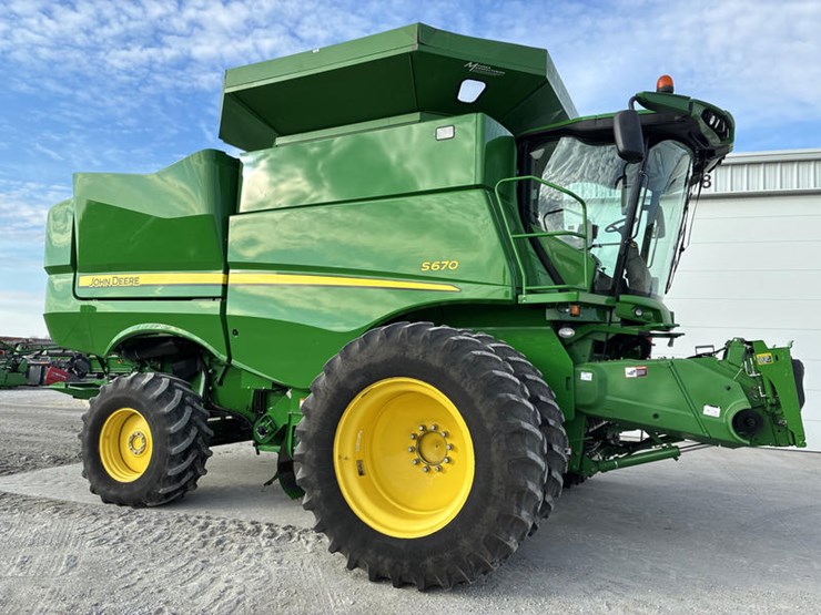 2015-john-deere-s670-image-1