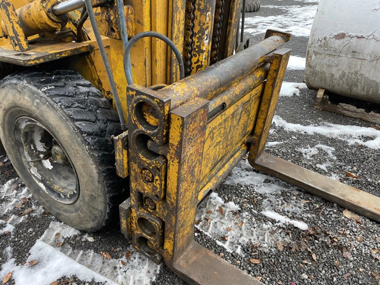 #114924-•-clark-forklift-#y6856982342-image-19