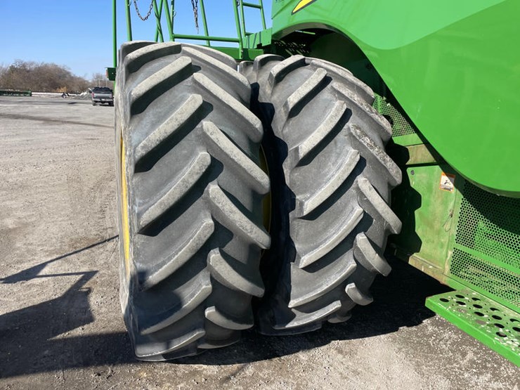 2018-john-deere-s780-image-31