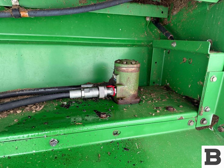 2004-john-deere-9660-sts-image-69