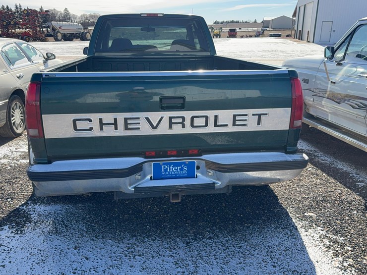 1996-chevrolet-3500-image-3