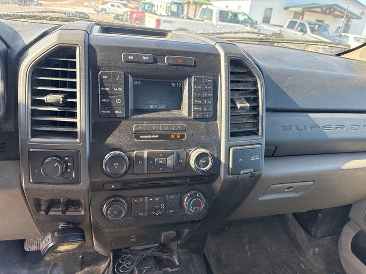 2018-ford-f250-image-17