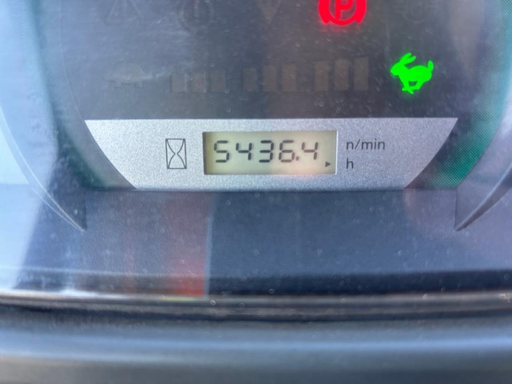 2018-kubota-r630-image-19