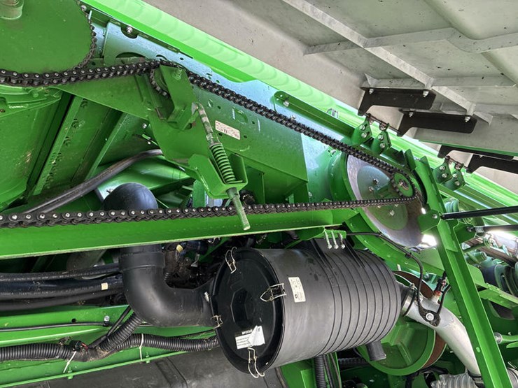 2015-john-deere-s670-image-51