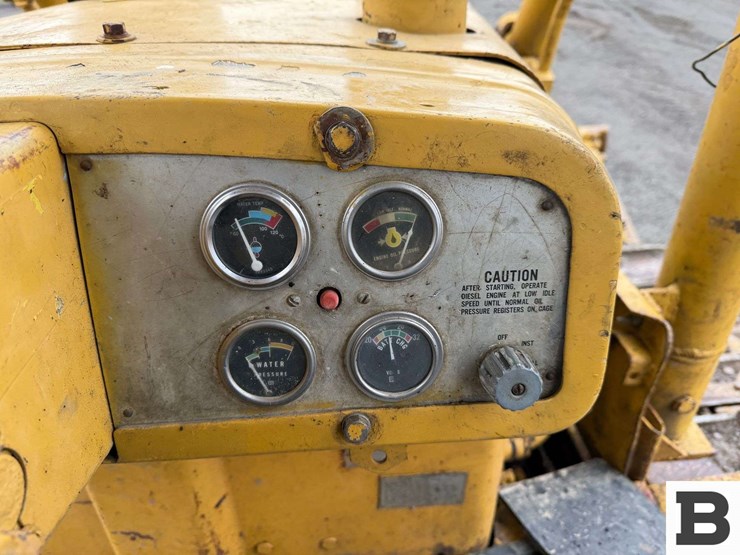 caterpillar-d6-image-58