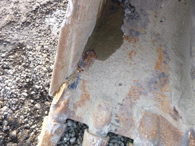 caterpillar-18-image-6