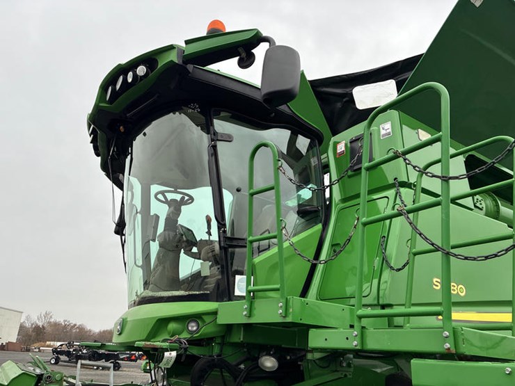 2014-john-deere-s680-image-17