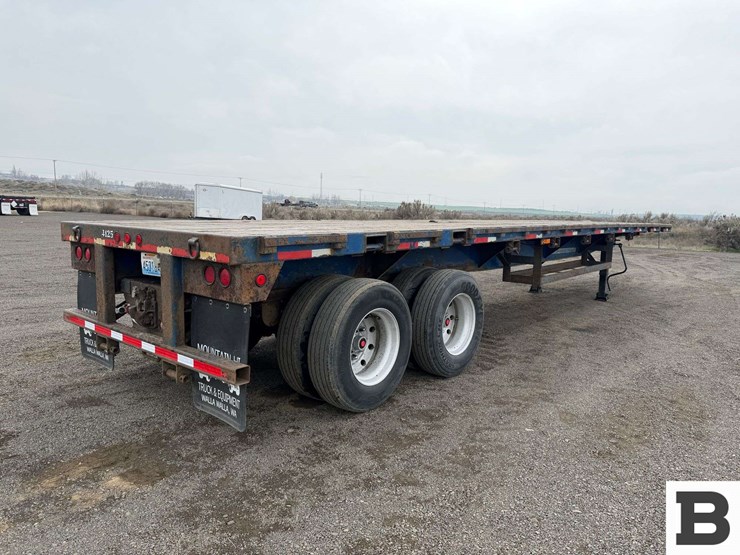 1993-utility-40'-image-5