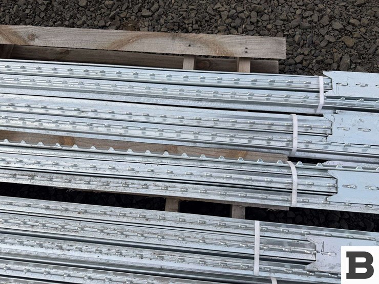 10'-galvanized-t-posts-image-3