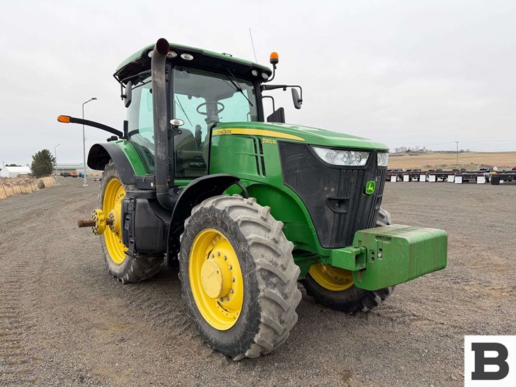 2012-john-deere-7260r-image-7