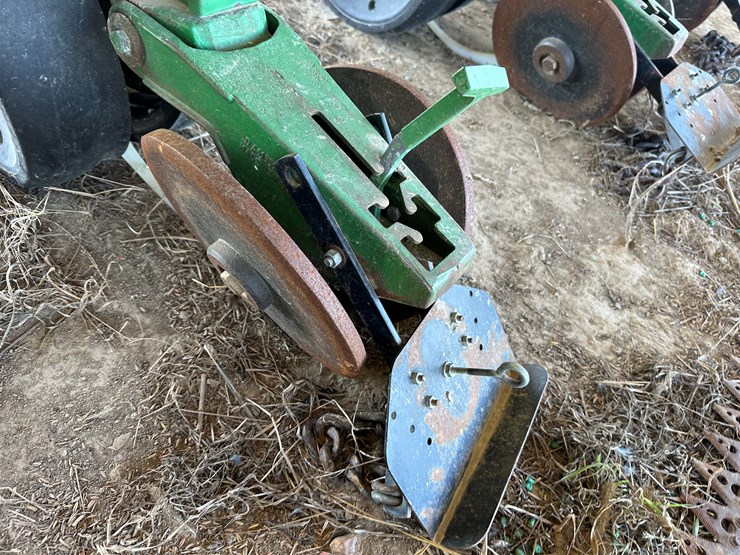 john-deere-8-image-18