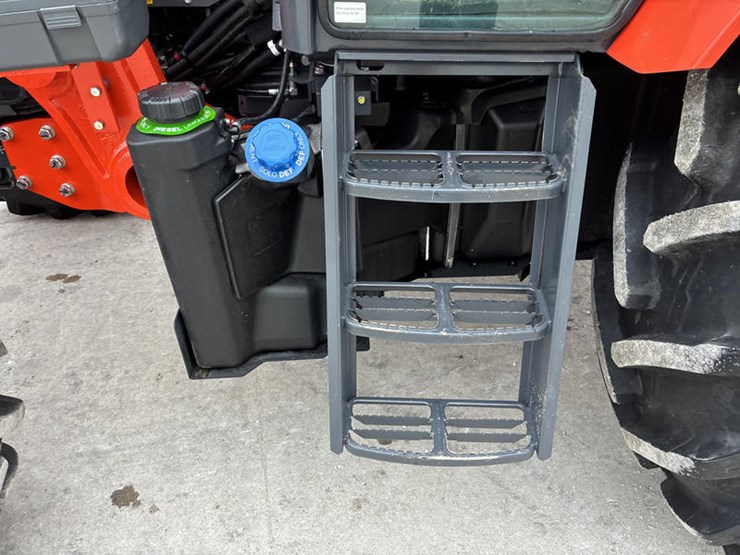 2024-kubota-m6-131-image-43