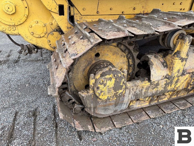 caterpillar-d6-image-31