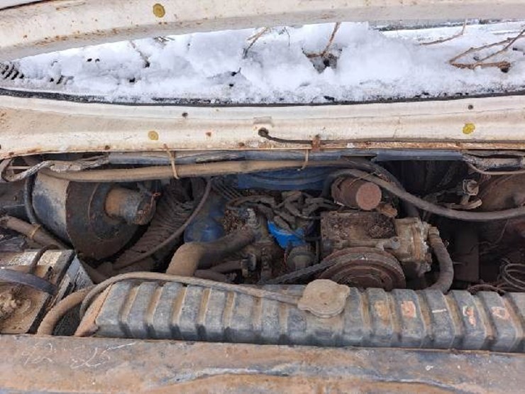 #13021-•-1977-mallard-coach-(no-title)-image-48