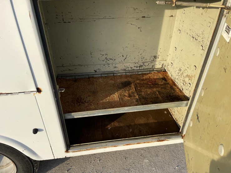 1997-chevrolet-3500-image-22