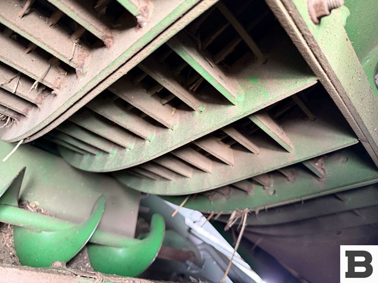 2004-john-deere-9660-sts-image-47