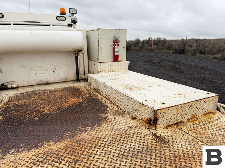 2001-dodge-ram-3500-image-25