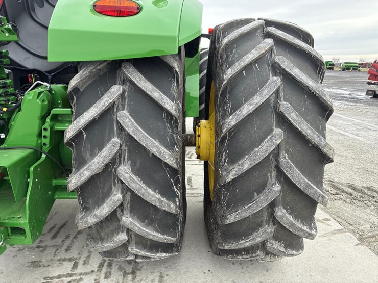 2025-john-deere-9r-590-image-64