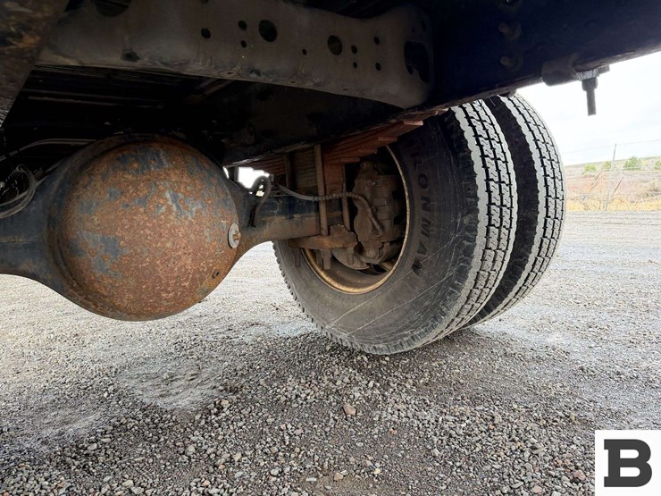 2006-international-durastar-4300-image-24