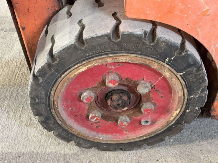 clark-forklift-image-21