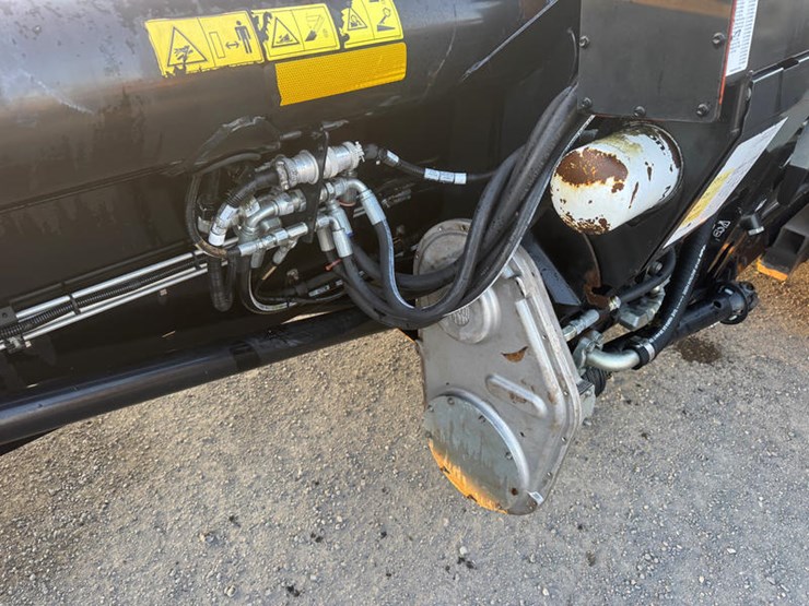 2019-mac-don-fd145-image-9