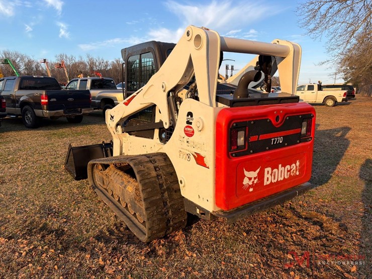 2023-bobcat-t770-image-9