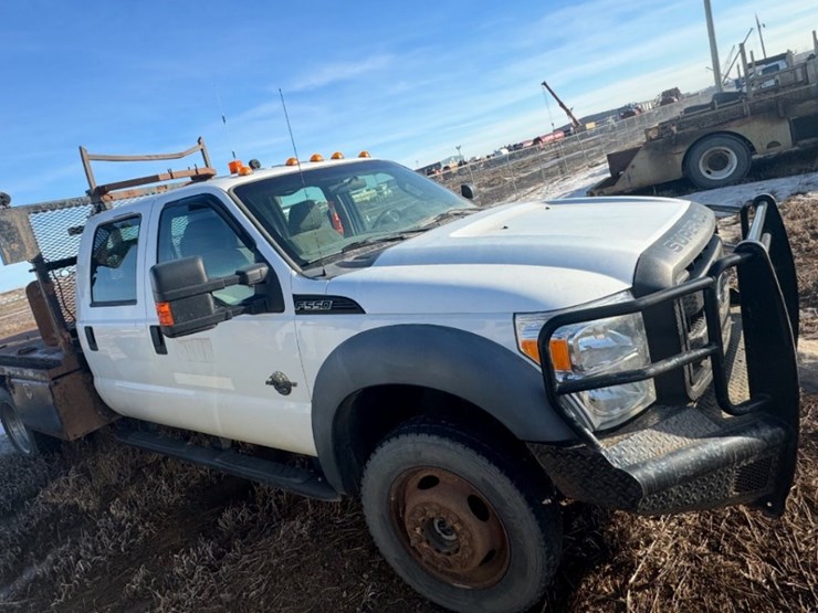 2012-ford-f550-image-2