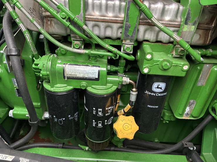 2014-john-deere-s680-image-96