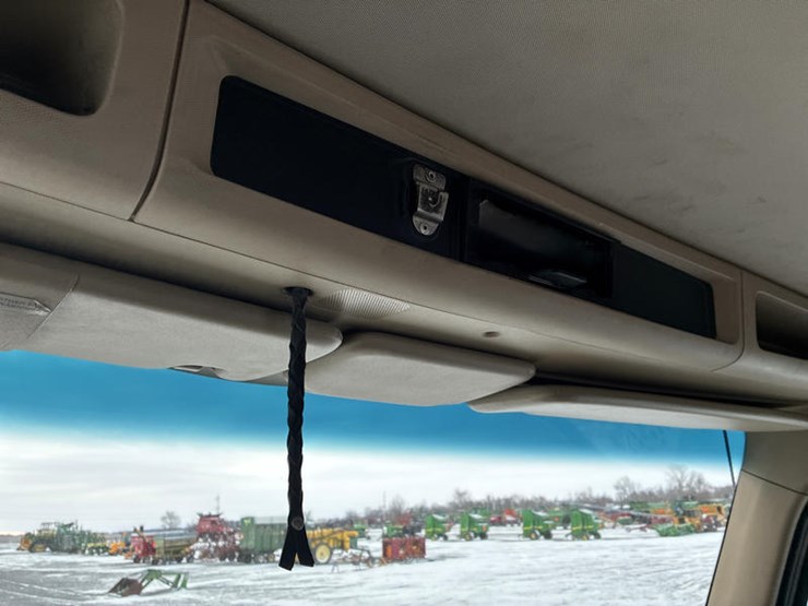 2016-kenworth-t680-image-65