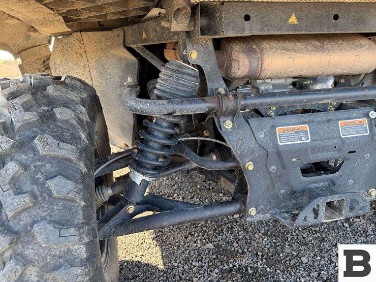 2023-can-am-defender-limited-hd10-atv-image-25